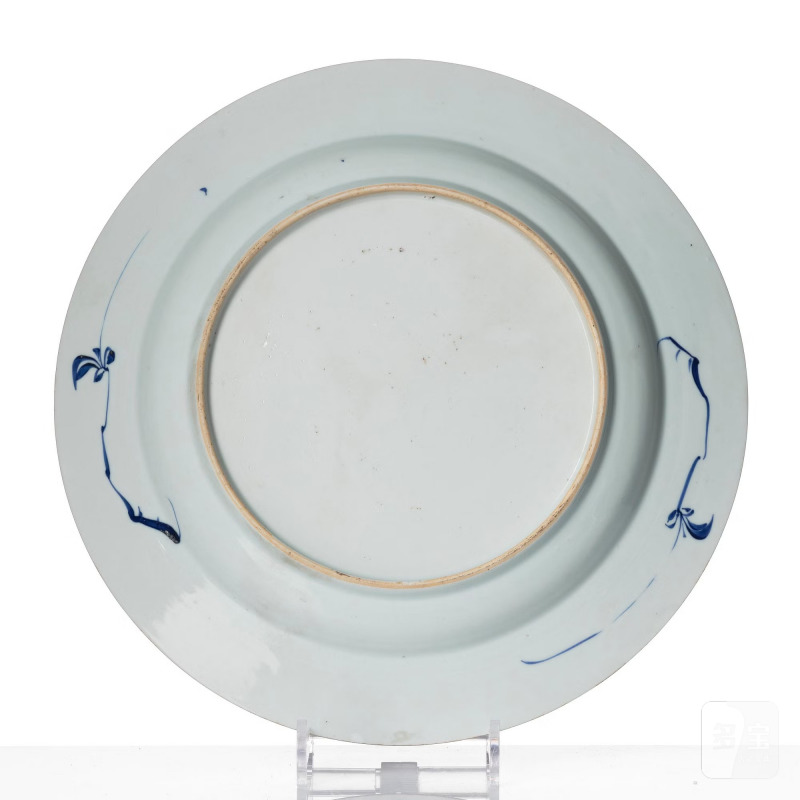 A large blue and white serving dish, - 图3